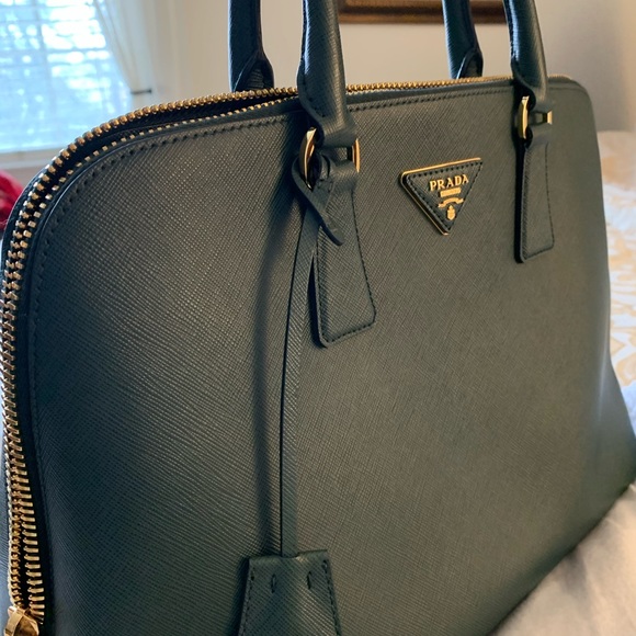 Authentic (Original) Prada Handbag - Picture 3 of 6